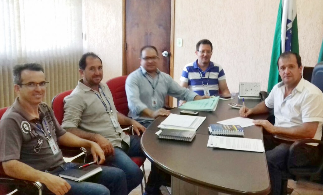 Prefeito de Jardim Alegre anuncia convênio com a Sanepar